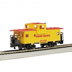 Bachmann Industries HO 36' Wide Vision Caboose, UP