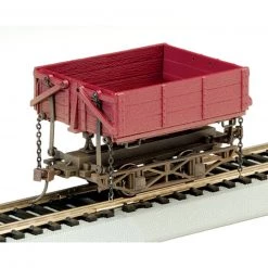 Bachmann Industries On30 Spectrum Wood Side Dump Car, Red (3)