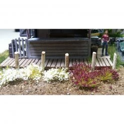 Bachmann Industries 6mm Grass Tufts White & Burgundy (100)