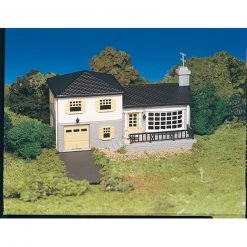 Bachmann Industries HO Snap KIT Split Level House